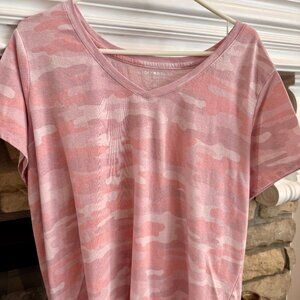 Lucky brand pink camo tee size 3X